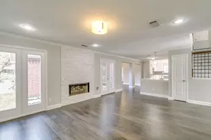 14022 Ragus Lake Dr, Sugar Land, TX 77498 - Photo 5