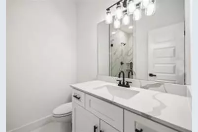 5037 Southwind Street #B, Houston, TX 77033 - Photo 5