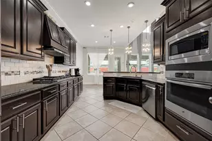 8018 Rippling Stream Ln, Richmond, TX 77407 - Photo 5