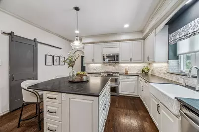 27 Cedarwing Lane, The Woodlands, TX 77380 - Photo 13