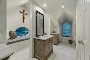 2249 Pelham Dr, Houston, TX 77019 - Photo 43