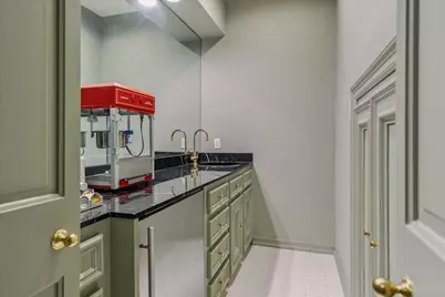 2249 Pelham Drive, Houston, TX 77019 - Photo 29