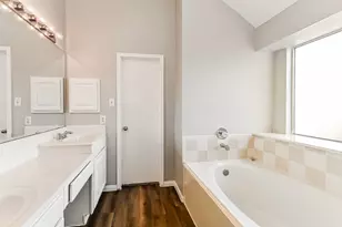 3117 Bay Creek Dr, Dickinson, TX 77539 - Photo 13