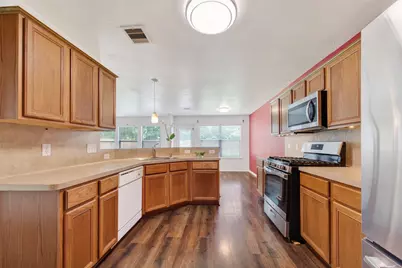 10818 Tallow Briar, Houston, TX 77075 - Photo 15