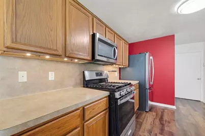 10818 Tallow Briar, Houston, TX 77075 - Photo 13