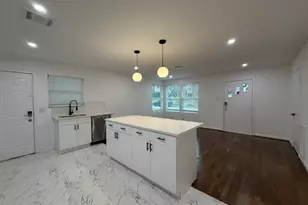 1972 W McKinney St, Houston, TX 77019 - Photo 1