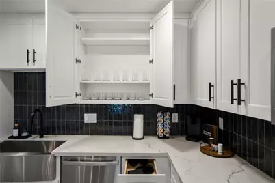 9619 Chatfield Street, Houston, TX 77025 - Photo 17