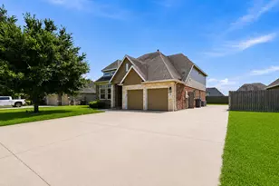 9611 Indian Trail, Mont Belvieu, TX 77523 - Photo 1