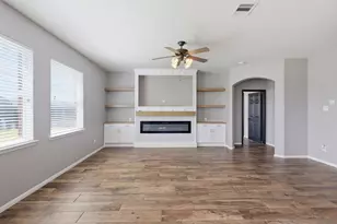 9611 Indian Trail, Mont Belvieu, TX 77523 - Photo 11