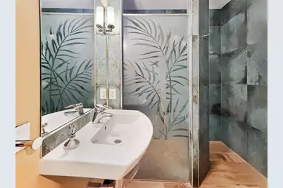 4521 Maple Street, Bellaire, TX 77401 - Photo 21