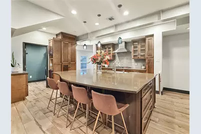 4521 Maple Street, Bellaire, TX 77401 - Photo 15