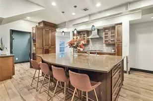 4521 Maple St, Bellaire, TX 77401 - Photo 15