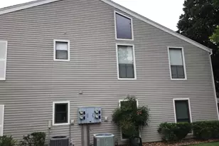 176 April Point Dr N, Conroe, TX 77356 - Photo 3