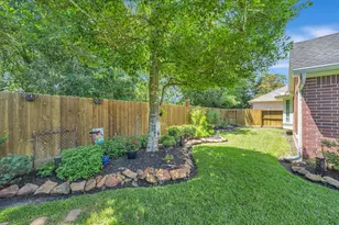 17027 Chapel Park Way, Houston, TX 77059 - Photo 9