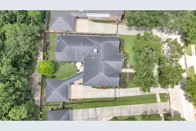 17027 Chapel Park Way, Houston, TX 77059 - Photo 5