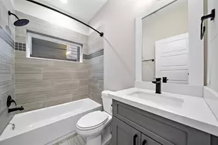 7706 Kivu Ln, Houston, TX 77055 - Photo 7