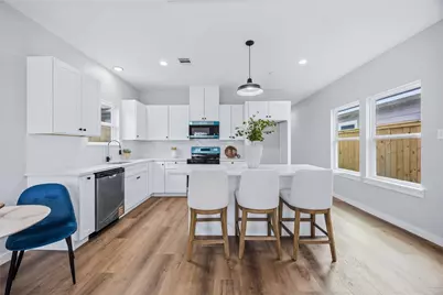 7316 Victoria Street, Houston, TX 77020 - Photo 5