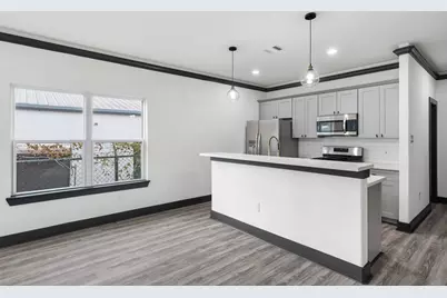 913 Panama Boulevard, Houston, TX 77009 - Photo 5