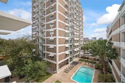 3600 Montrose Boulevard #405, Houston, TX 77006 - Photo 5