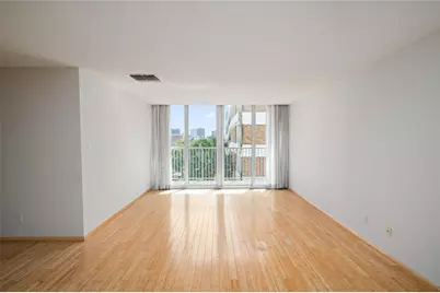 3600 Montrose Boulevard #405, Houston, TX 77006 - Photo 9