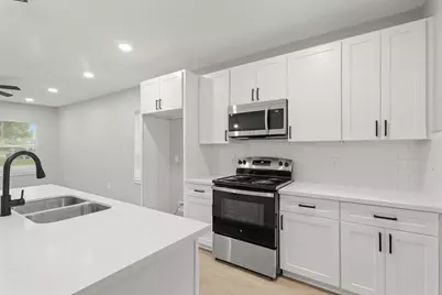 1006 9th Street, Hempstead, TX 77445 - Photo 5
