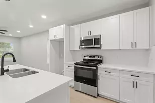 1006 9th St, Hempstead, TX 77445 - Photo 5