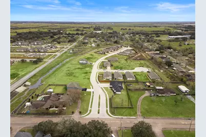 117 Bayou Bend Court, Angleton, TX 77515 - Photo 29