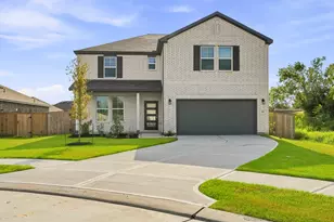 117 Bayou Bend Court, Angleton, TX 77515 - Photo 1