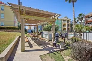 7000 Seawall Blvd, Galveston, TX 77551 - Photo 21