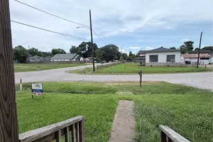 8602 Williamsdell St, Houston, TX 77088 - Photo 3