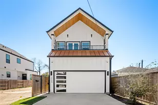 306 E 40th St, Houston, TX 77018 - Photo 1