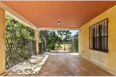 416 S Avenue D A/B, Humble, TX 77338 - Photo 3