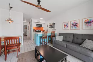 6300 Seawall Blvd, Galveston, TX 77551 - Photo 9