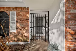 4850 Raven Ridge Dr, Houston, TX 77053 - Photo 5