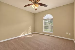 4850 Raven Ridge Dr, Houston, TX 77053 - Photo 19