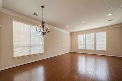 3302 Clearview Circle, Houston, TX 77025 - Photo 11