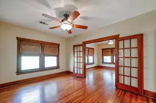 1024 W Temple St, Houston, TX 77009 - Photo 13