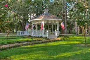 522 Beauregard Dr, Conroe, TX 77302 - Photo 49