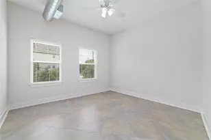 1011 Studemont St, Houston, TX 77007 - Photo 15