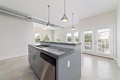 1011 Studemont Street #109, Houston, TX 77007 - Photo 9