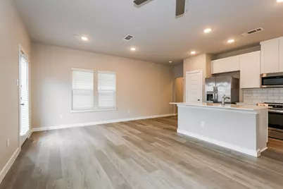18342 W Centro Circle, Shenandoah, TX 77385 - Photo 3
