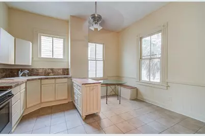 2814 Avenue O 1/2 Unit 2, Galveston, TX 77550 - Photo 3