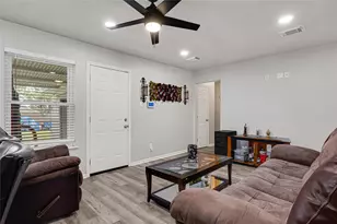 6410 Olson Ln, Pasadena, TX 77505 - Photo 11