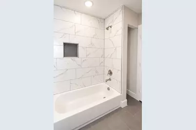 1639 Presidio Avenue, Dallas, TX 75216 - Photo 11