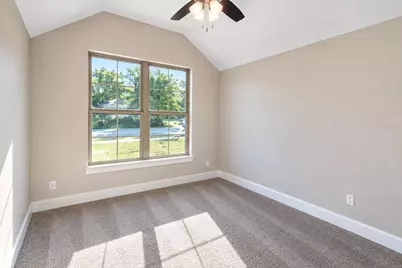 1639 Presidio Avenue, Dallas, TX 75216 - Photo 7