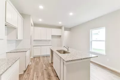 2113 Caney Creek Lane, Conroe, TX 77301 - Photo 9