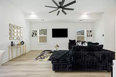 964 Lucky Street #B, Houston, TX 77088 - Photo 9