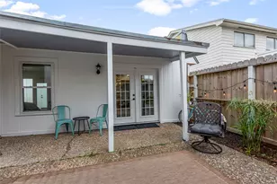 1815 Saxony Ln, Houston, TX 77058 - Photo 23