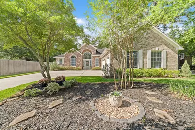 127 Hawknest Court, The Woodlands, TX 77384 - Photo 3
