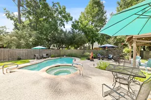 127 Hawknest Ct, The Woodlands, TX 77384 - Photo 33